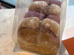 紫薯芋泥双料吐司-奈雪的茶(天河城店)