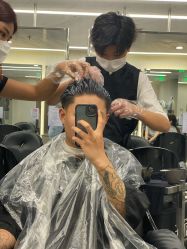 -简法造型·品牌形象店