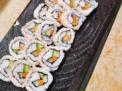 -大中华希尔顿酒店-念自助餐·嗨啤·小龙虾