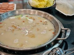 -老来福·非遗酸汤兔(凯旋路店)