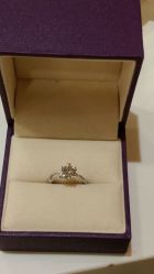 -威德钻石-克拉钻大本营(南京东路店)