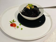 公馆文火慢炖小牛扒-世博源公馆·本帮融合菜·主题包厢·江景餐厅