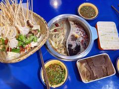-马路边边火锅串串(观前街店)