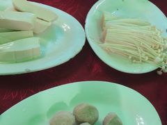 -花苑美食横琴生蚝火锅(拱北粤华路店)