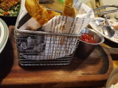 -I HOLIC艾豪丽披萨(KKone店)