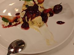 -塞纳河法国餐厅(意式风情街店)