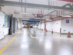 -欧尚超市苏州店停车场(金鸡湖路店)
