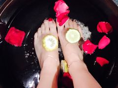 -迪瓦娜按摩和水疗中心