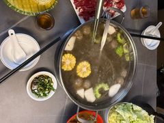 -官塘陈记鱼生·潮汕砂锅粥·牛肉火锅(潮枫路总店)