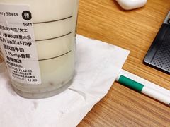 -星巴克(深圳港隆城分店)