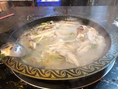 -尚品牛味汤锅火锅(康定总店)