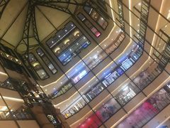 -梅龙镇广场
