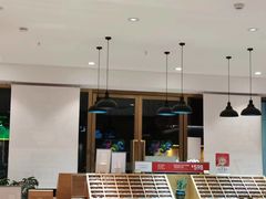 -宝丽眼镜(湖墅店)