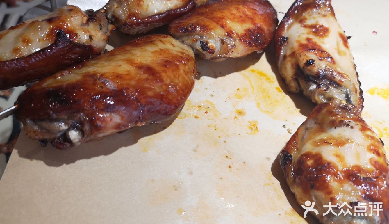 在店里一直忙前忙后，服务很到位