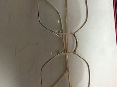 -MiRi眼镜连锁·蔡司·尼康控优点合作店(莘庄店)