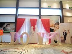 -上海松江假日酒店