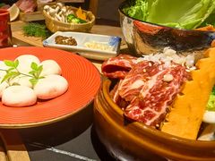 -山川小町·极番烧肉(新地假日广场店)
