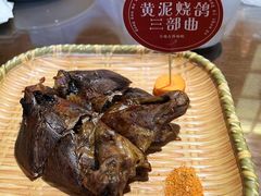 -东口码头·烧鸽子·鱼头泡饼·地方菜(金鹰悦城店)
