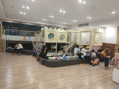 -酷游亲子游泳中心