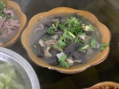 -小杨翘脚牛肉