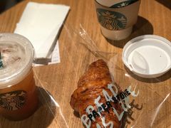 焦糖牛角酥-PAPER STONE BAKERY(天汇广场店)