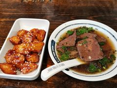 -黑白电视长沙小吃(悦汇城店)