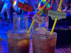 -喜鹊音乐酒馆(西街店)