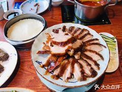 -龙聚德北京烤鸭(沙坪坝华宇A馆店)