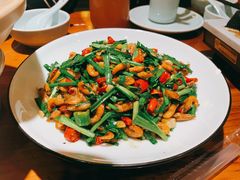 韭菜炒河虾-湘江红·湖南招牌菜(莲花南路店)