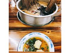 -咏勝锑锅麻辣烫(净居寺路总店)