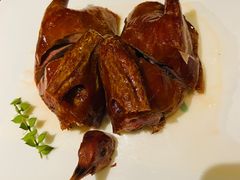 玻璃乳鸽-甄御•海鲜新青岛菜(麦岛店)