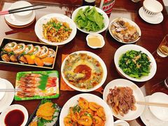 -爱的果实月嫂育婴师(世纪东方店)