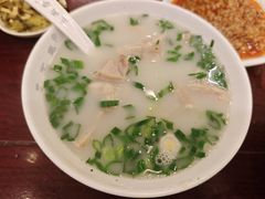 本帮肚肺汤-三两春(浦三路店)