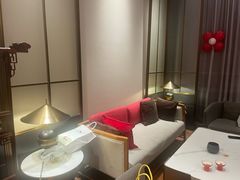 -泓历皇朝酒店(东亭店)