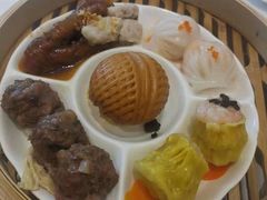 黑松露干蒸烧卖-御彩酒家(东风东路店)