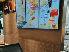 -麦当劳(轻轨曹杨路店)