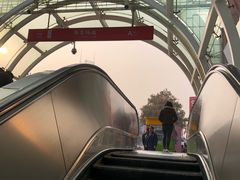 -体育场(地铁站)