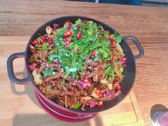 火爆脾气牛肉火锅-赛维利亚中西餐厅(仁怀店)