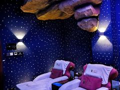 -秘地·影院式足浴SPA(凤三旗舰店)