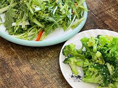 -老钟家烤羊排·敦伊阁清真餐厅胡羊焖饼