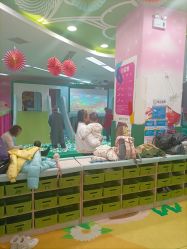 -孩子王童乐园(绵阳涪城万达店)