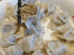 酸菜肉饺-东北人家铁锅炖(鞍山路店)