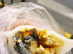 芝麻糖粉肉松年糕团-上海虹口糕团(福州路店)