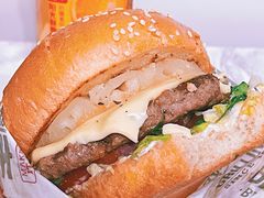 -The Habit Burger Grill 哈比特汉堡(爱琴海店)