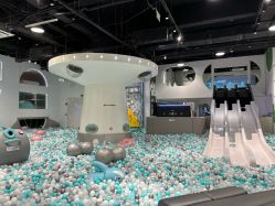 -MINI MARS KIDS CLUB亲子家庭中心(长宁天山店)