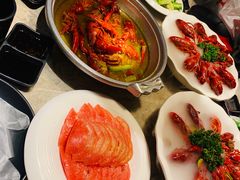 -沪小胖小龙虾(淮海中路旗舰店)