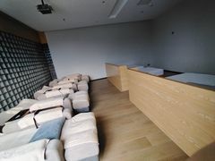-裕龙汤泉
