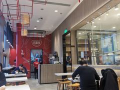 大堂-百事佳烧鸭牛腩(上海虹桥站店)