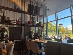 -必胜客(威高广场店)