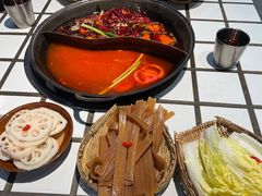 -贰回巷火锅馆(钟楼店)